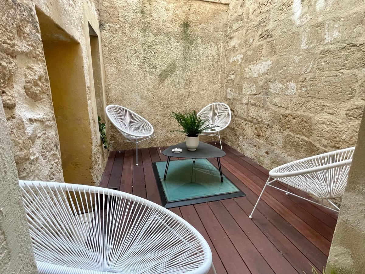 Maison De Roche-Uzes Centre Historique L' Ucetia Luaran gambar