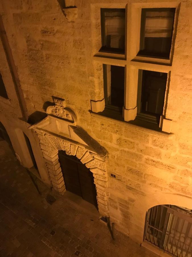 Maison De Roche-Uzes Centre Historique L' Ucetia Luaran gambar